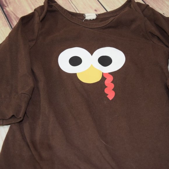 Thanksgiving Boys 12 to 18 Months lot of 2 outfits - Picture 2 of 6